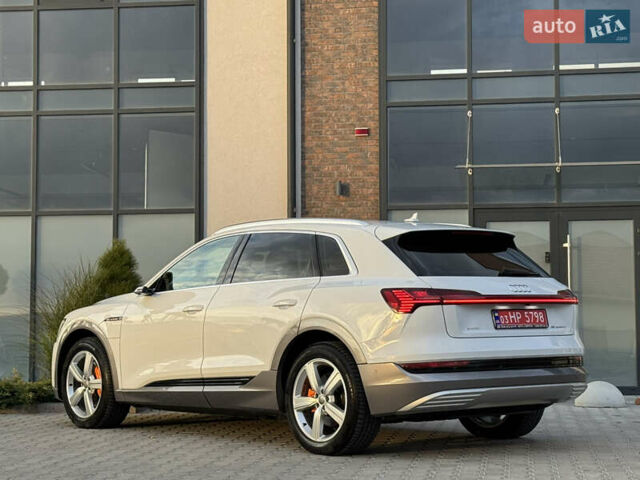 Білий Ауді E-Tron, об'ємом двигуна 0 л та пробігом 98 тис. км за 29700 $, фото 39 на Automoto.ua