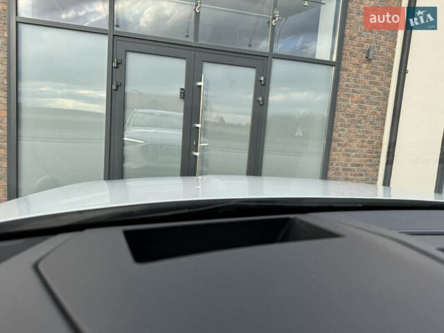 Білий Ауді E-Tron, об'ємом двигуна 0 л та пробігом 98 тис. км за 29700 $, фото 97 на Automoto.ua