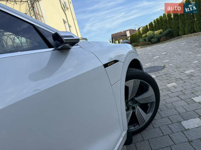 Ауди E-Tron 2020 в Дрогобыче на Automoto.ua Белый Ауди E-Tron, объемом двигателя 0 л и пробегом 156 тыс. км за 29900 $, фото 46 на Automoto.ua