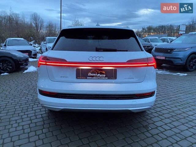 Білий Ауді E-Tron, об'ємом двигуна 0 л та пробігом 55 тис. км за 29400 $, фото 5 на Automoto.ua