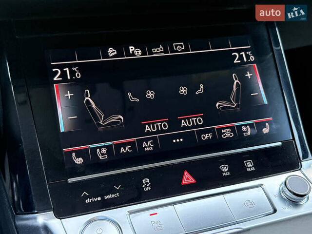 Белый Ауди E-Tron, объемом двигателя 0 л и пробегом 198 тыс. км за 27800 $, фото 90 на Automoto.ua