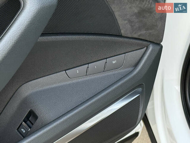 Белый Ауди E-Tron, объемом двигателя 0 л и пробегом 198 тыс. км за 27800 $, фото 31 на Automoto.ua