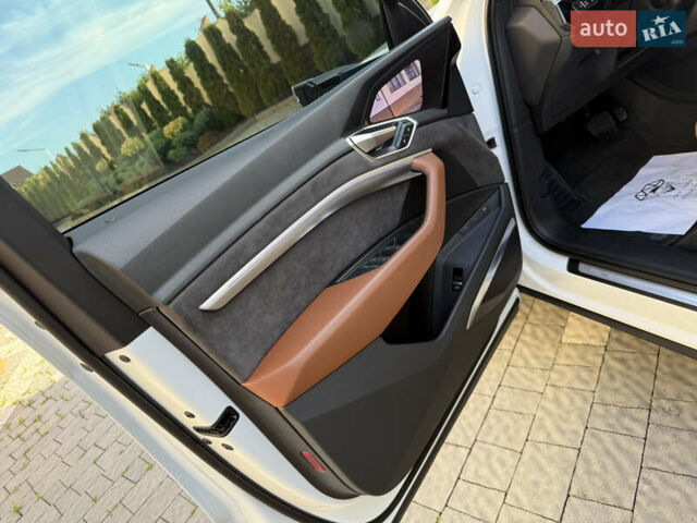 Ауди E-Tron 2020 в Дрогобыче на Automoto.ua Белый Ауди E-Tron, объемом двигателя 0 л и пробегом 156 тыс. км за 29900 $, фото 49 на Automoto.ua