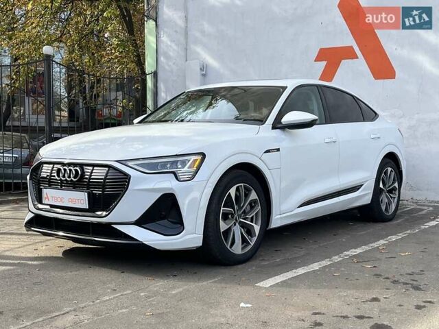 Белый Ауди E-Tron, объемом двигателя 0 л и пробегом 16 тыс. км за 46990 $, фото 4 на Automoto.ua