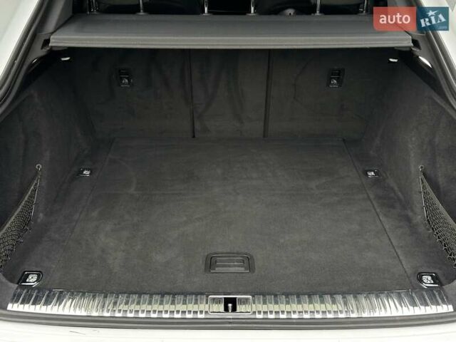 Белый Ауди E-Tron, объемом двигателя 0 л и пробегом 100 тыс. км за 36500 $, фото 17 на Automoto.ua