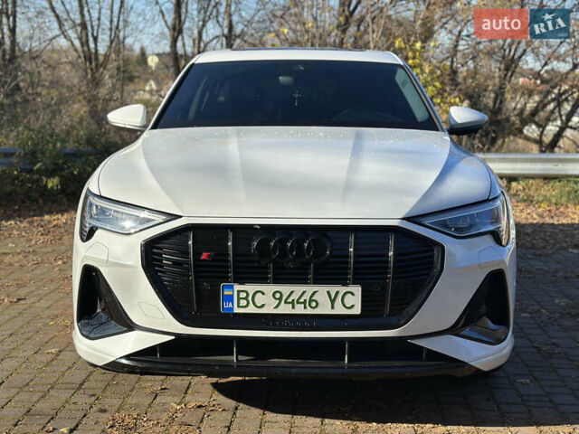 Білий Ауді E-Tron, об'ємом двигуна 0 л та пробігом 69 тис. км за 37000 $, фото 2 на Automoto.ua