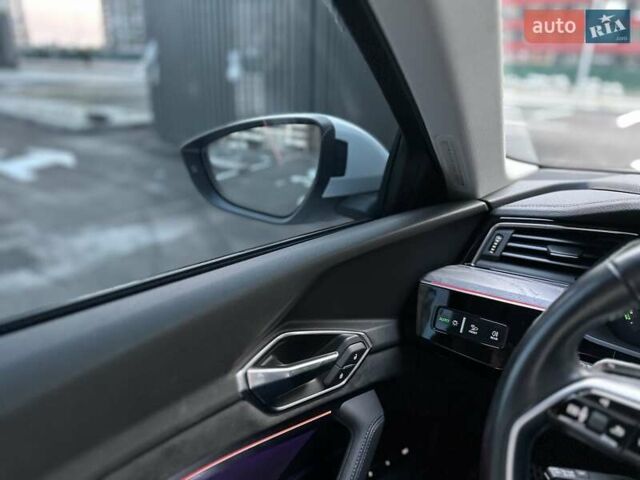 Білий Ауді E-Tron, об'ємом двигуна 0 л та пробігом 41 тис. км за 37500 $, фото 19 на Automoto.ua