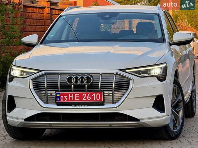 Білий Ауді E-Tron, об'ємом двигуна 0 л та пробігом 198 тис. км за 27400 $, фото 8 на Automoto.ua