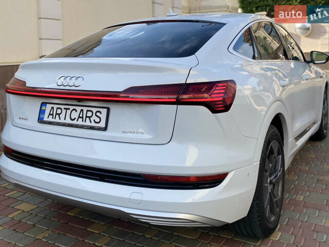 Білий Ауді E-Tron, об'ємом двигуна 0 л та пробігом 56 тис. км за 35900 $, фото 12 на Automoto.ua