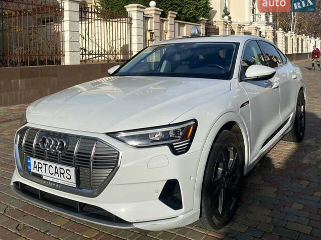 Білий Ауді E-Tron, об'ємом двигуна 0 л та пробігом 56 тис. км за 35900 $, фото 1 на Automoto.ua