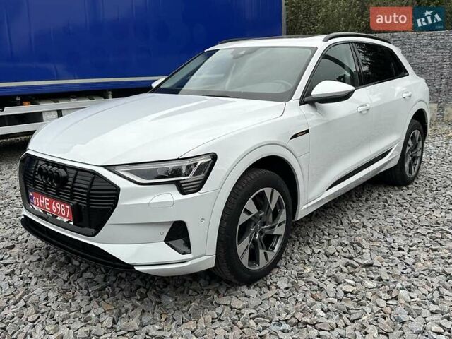 Белый Ауди E-Tron, объемом двигателя 0 л и пробегом 145 тыс. км за 22800 $, фото 5 на Automoto.ua