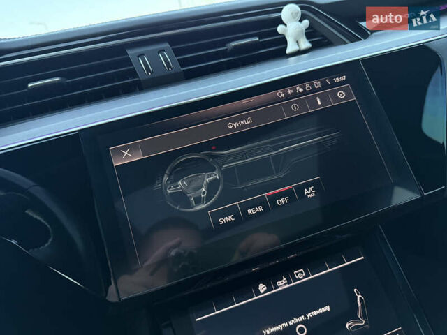 Ауді E-Tron 2020 у Львові на Automoto.ua Білий Ауді E-Tron, об'ємом двигуна 0 л та пробігом 156 тис. км за 29500 $, фото 89 на Automoto.ua