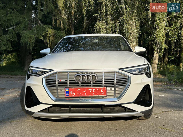 Белый Ауди E-Tron, объемом двигателя 0 л и пробегом 111 тыс. км за 30900 $, фото 4 на Automoto.ua