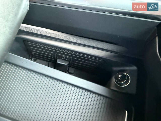 Белый Ауди E-Tron, объемом двигателя 0 л и пробегом 198 тыс. км за 27400 $, фото 65 на Automoto.ua