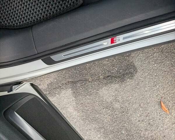 Ауді E-Tron 2020 у Чернівцях на Automoto.ua Білий Ауді E-Tron, об'ємом двигуна 0 л та пробігом 291 тис. км за 27600 $, фото 25 на Automoto.ua