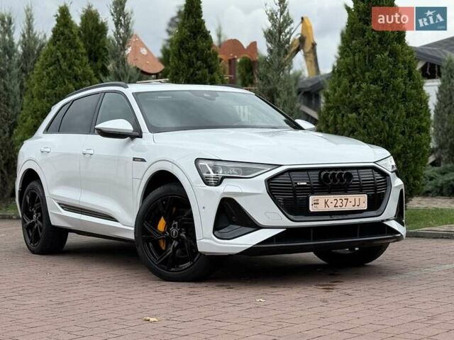 Белый Ауди E-Tron, объемом двигателя 0 л и пробегом 140 тыс. км за 31449 $, фото 17 на Automoto.ua