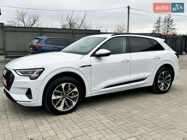 Білий Ауді E-Tron, об'ємом двигуна 0 л та пробігом 36 тис. км за 32500 $, фото 2 на Automoto.ua
