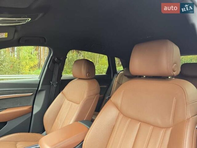 Белый Ауди E-Tron, объемом двигателя 0 л и пробегом 68 тыс. км за 39999 $, фото 43 на Automoto.ua