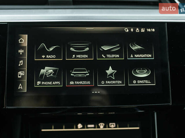 Белый Ауди E-Tron, объемом двигателя 0 л и пробегом 73 тыс. км за 46990 $, фото 34 на Automoto.ua