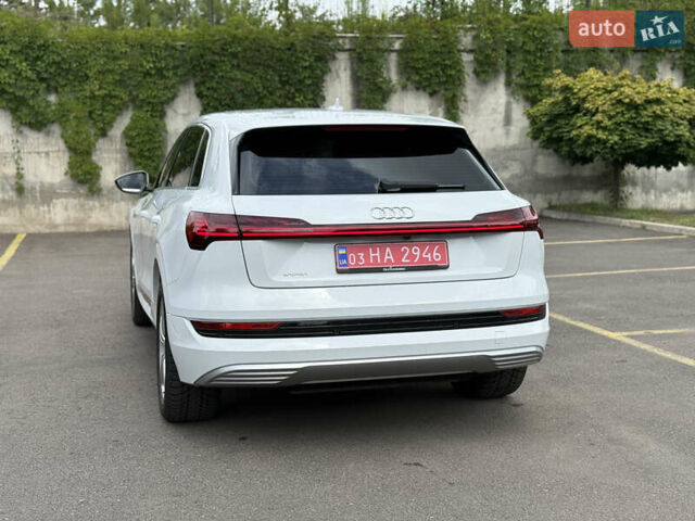 Білий Ауді E-Tron, об'ємом двигуна 0 л та пробігом 35 тис. км за 29999 $, фото 17 на Automoto.ua