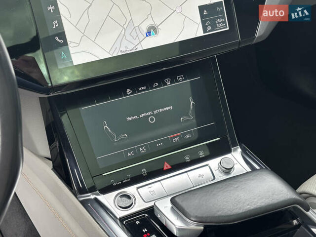 Белый Ауди E-Tron, объемом двигателя 0 л и пробегом 101 тыс. км за 38500 $, фото 23 на Automoto.ua