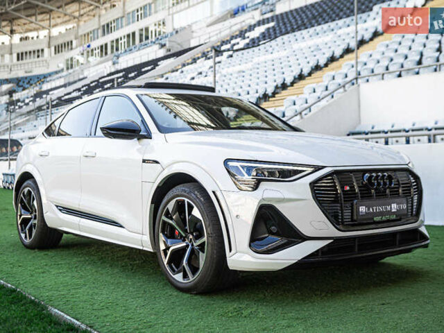 Ауди E-Tron 2021 в Одессе на Automoto.ua Белый Ауди E-Tron, объемом двигателя 0 л и пробегом 34 тыс. км за 51500 $, фото 1 на Automoto.ua