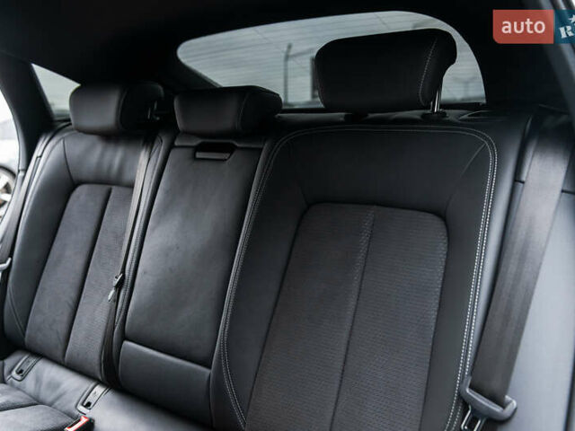 Білий Ауді E-Tron, об'ємом двигуна 0 л та пробігом 57 тис. км за 50555 $, фото 29 на Automoto.ua