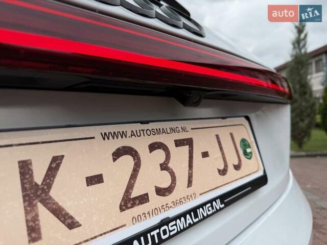 Белый Ауди E-Tron, объемом двигателя 0 л и пробегом 140 тыс. км за 31449 $, фото 58 на Automoto.ua
