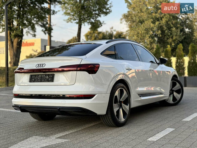 Белый Ауди E-Tron, объемом двигателя 0 л и пробегом 61 тыс. км за 42800 $, фото 8 на Automoto.ua