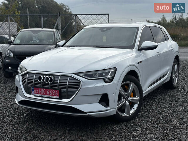 Белый Ауди E-Tron, объемом двигателя 0 л и пробегом 101 тыс. км за 38500 $, фото 1 на Automoto.ua