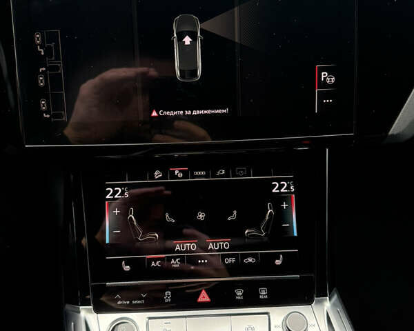 Белый Ауди E-Tron, объемом двигателя 0 л и пробегом 140 тыс. км за 33490 $, фото 22 на Automoto.ua