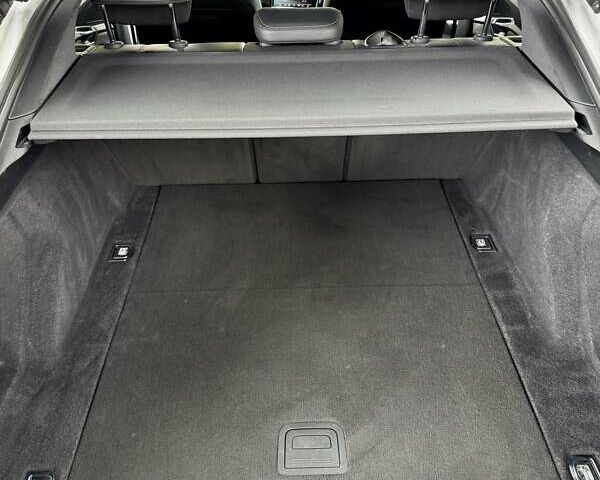 Белый Ауди E-Tron, объемом двигателя 0 л и пробегом 62 тыс. км за 48100 $, фото 42 на Automoto.ua