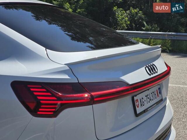 Белый Ауди E-Tron, объемом двигателя 0 л и пробегом 53 тыс. км за 44999 $, фото 25 на Automoto.ua