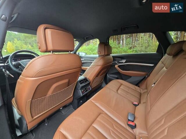 Белый Ауди E-Tron, объемом двигателя 0 л и пробегом 68 тыс. км за 39999 $, фото 56 на Automoto.ua