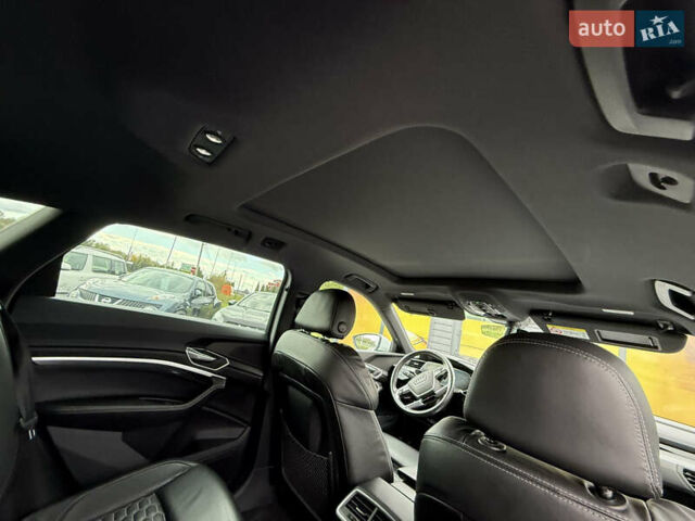 Белый Ауди E-Tron, объемом двигателя 0 л и пробегом 144 тыс. км за 29999 $, фото 44 на Automoto.ua