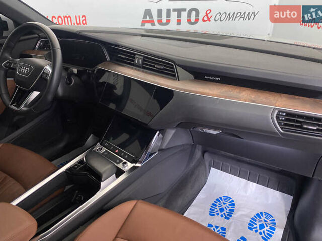 Белый Ауди E-Tron, объемом двигателя 0 л и пробегом 86 тыс. км за 39950 $, фото 8 на Automoto.ua