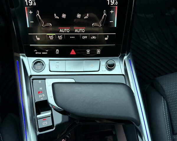 Белый Ауди E-Tron, объемом двигателя 0 л и пробегом 43 тыс. км за 43500 $, фото 16 на Automoto.ua