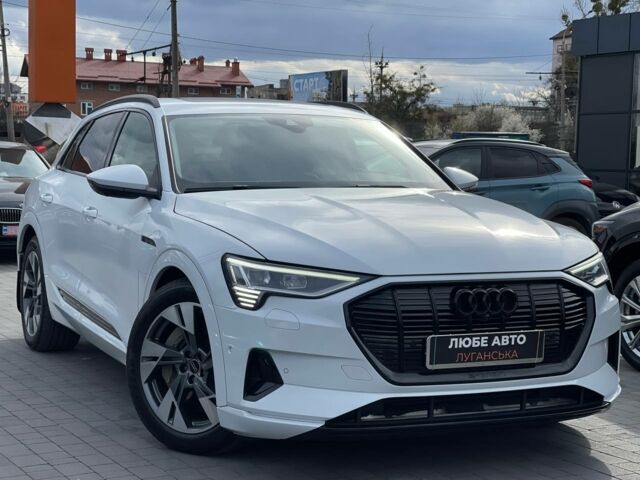 Білий Ауді E-Tron, об'ємом двигуна 0 л та пробігом 45 тис. км за 33000 $, фото 2 на Automoto.ua