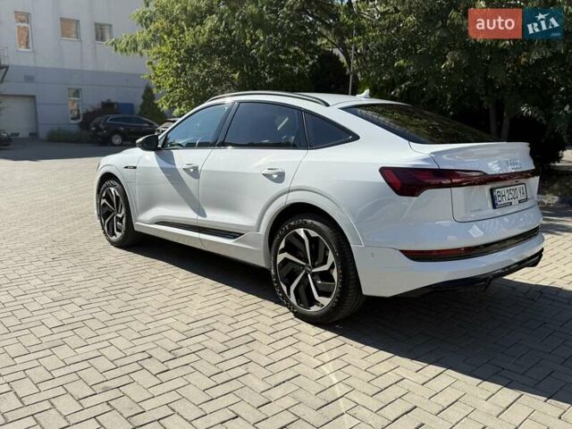 Білий Ауді E-Tron, об'ємом двигуна 0 л та пробігом 16 тис. км за 44900 $, фото 6 на Automoto.ua