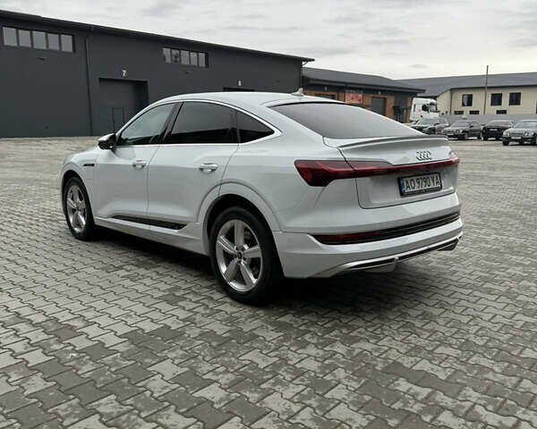 Белый Ауди E-Tron, объемом двигателя 0 л и пробегом 140 тыс. км за 33490 $, фото 14 на Automoto.ua