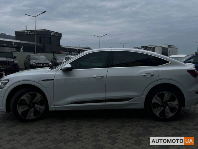 Белый Ауди E-Tron, объемом двигателя 50 л и пробегом 42 тыс. км за 43300 $, фото 3 на Automoto.ua