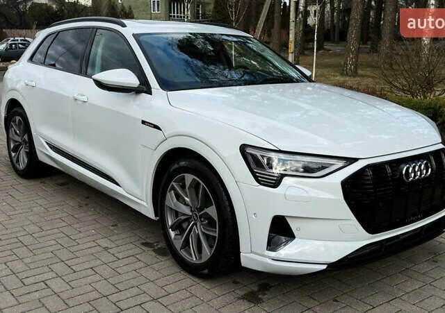 Білий Ауді E-Tron, об'ємом двигуна 0 л та пробігом 33 тис. км за 29000 $, фото 2 на Automoto.ua