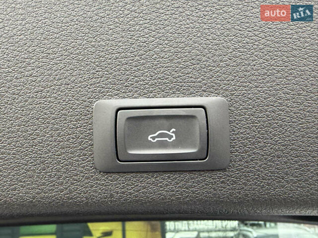 Белый Ауди E-Tron, объемом двигателя 0 л и пробегом 144 тыс. км за 29999 $, фото 52 на Automoto.ua