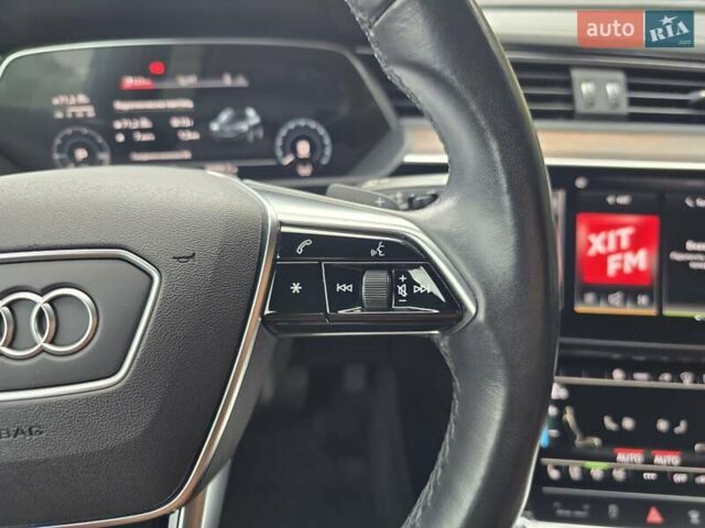 Белый Ауди E-Tron, объемом двигателя 0 л и пробегом 68 тыс. км за 39999 $, фото 78 на Automoto.ua