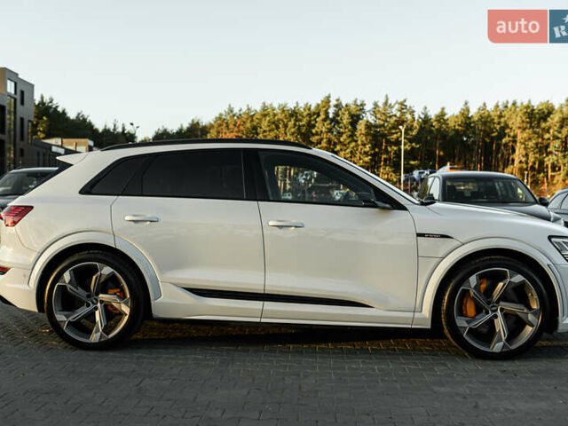 Белый Ауди E-Tron, объемом двигателя 0 л и пробегом 73 тыс. км за 46990 $, фото 18 на Automoto.ua
