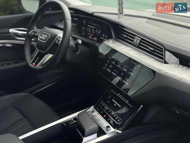 Ауди E-Tron 2021 в Бучаче на Automoto.ua Белый Ауди E-Tron, объемом двигателя 0 л и пробегом 63 тыс. км за 34500 $, фото 57 на Automoto.ua