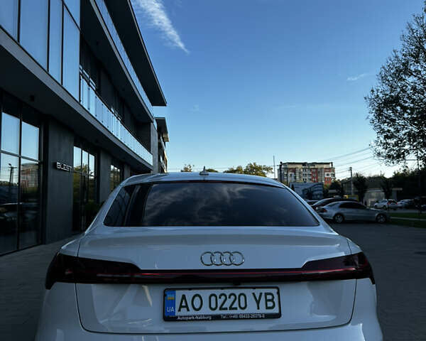 Ауди E-Tron 2021 в Ужгороде на Automoto.ua Белый Ауди E-Tron, объемом двигателя 0 л и пробегом 97 тыс. км за 29999 $, фото 3 на Automoto.ua