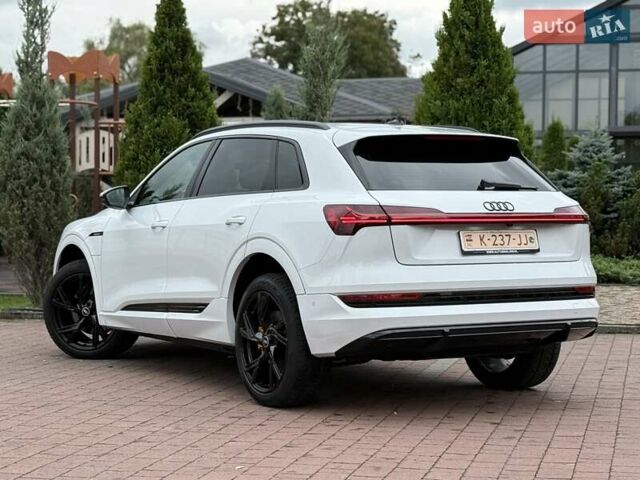 Белый Ауди E-Tron, объемом двигателя 0 л и пробегом 140 тыс. км за 31449 $, фото 49 на Automoto.ua