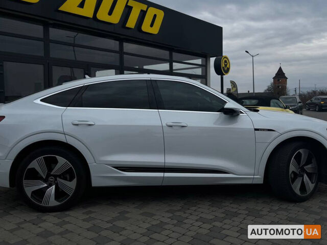 Белый Ауди E-Tron, объемом двигателя 50 л и пробегом 42 тыс. км за 43300 $, фото 7 на Automoto.ua