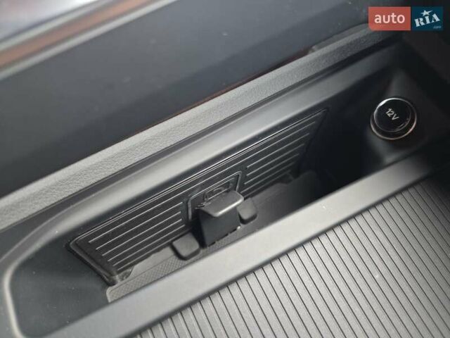 Белый Ауди E-Tron, объемом двигателя 0 л и пробегом 68 тыс. км за 39999 $, фото 75 на Automoto.ua